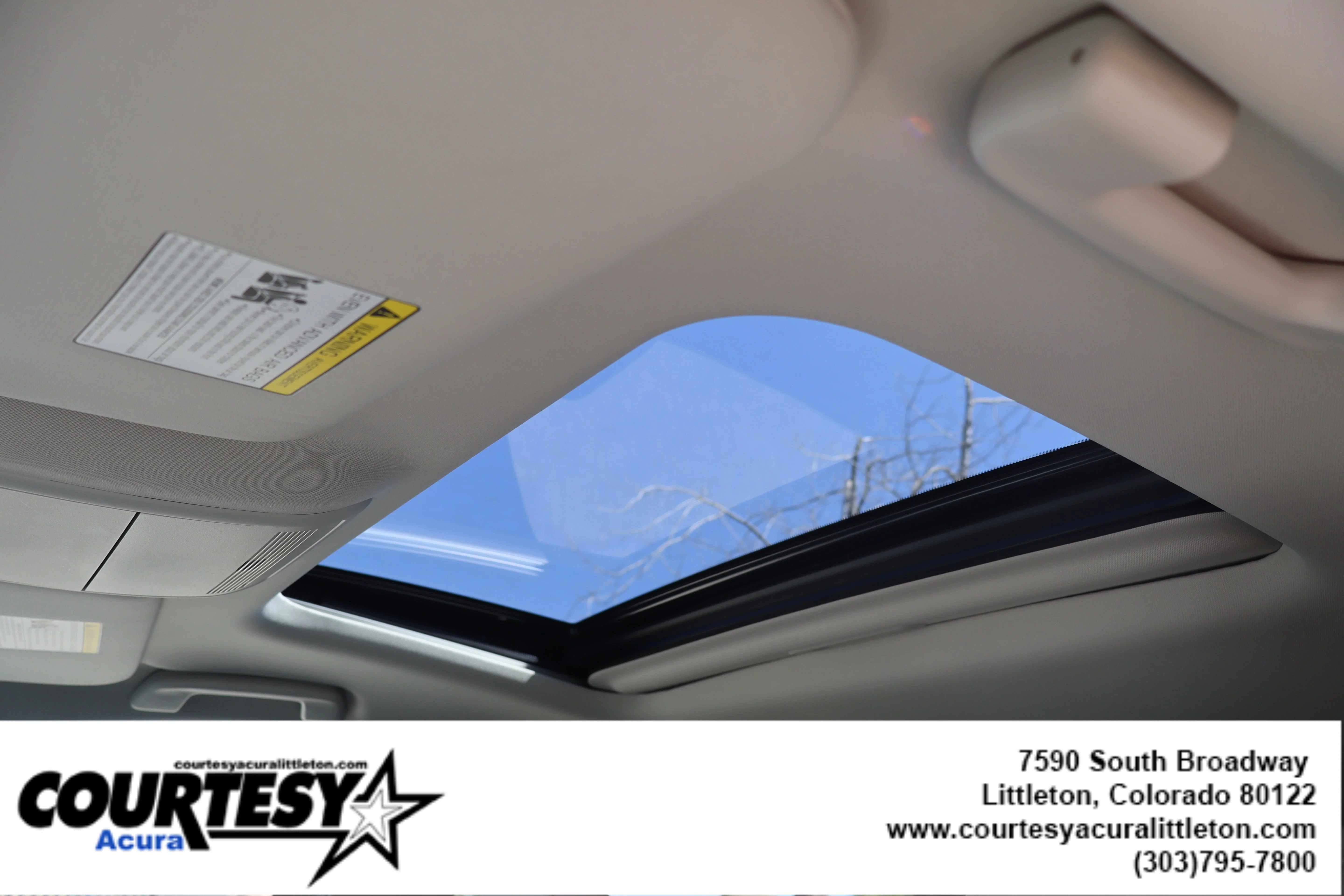 Used 2024 Platinum Quartz Mazda Preferred image 21