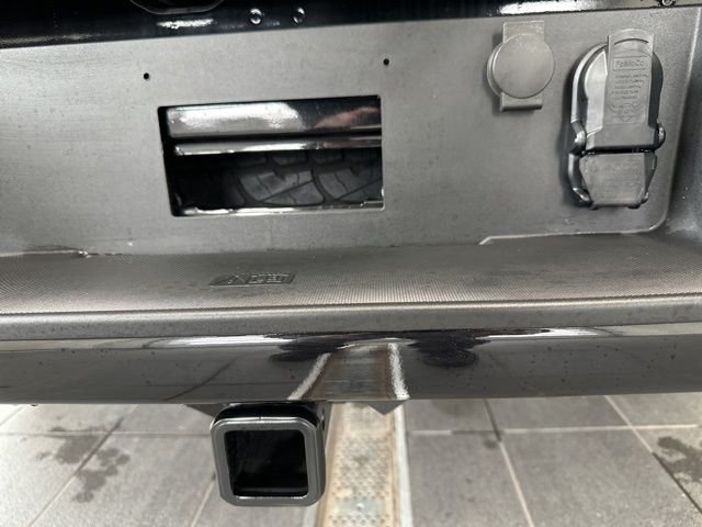 New 2026 Agate Black Metallic Ford XLT image 11