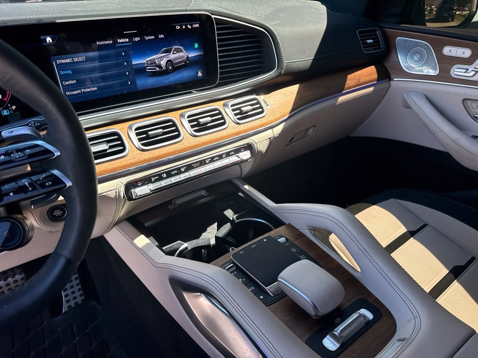 Used 2024 Twilight Blue Metallic Mercedes-Benz AMG® 53 4MATIC+ image 18