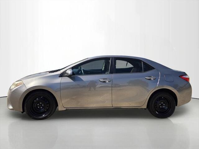 Used 2015 Brown Sugar Metallic Toyota LE image 2