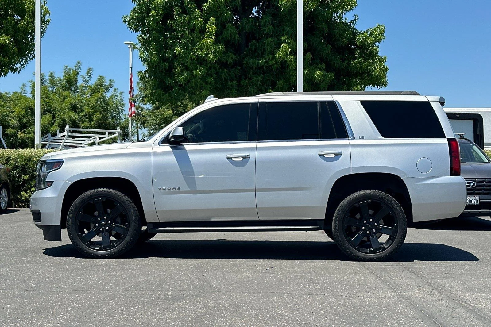 Used 2016 Silver Ice Metallic Chevrolet LS image 7