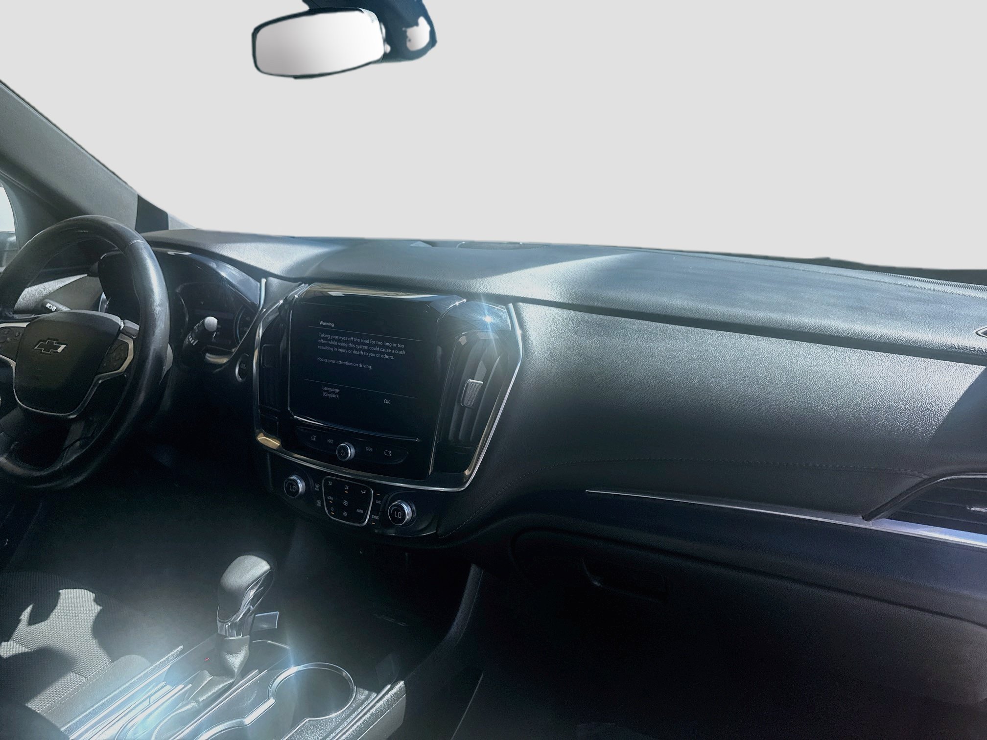 Used 2022 Summit White Chevrolet LT Cloth image 30