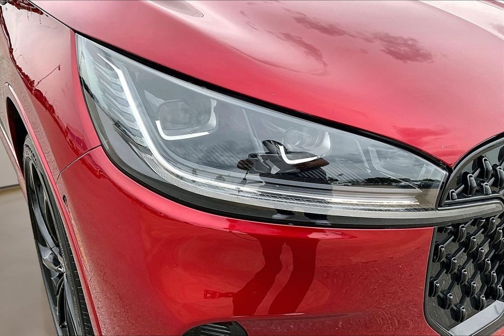 Used 2025 Red Lincoln Reserve image 31