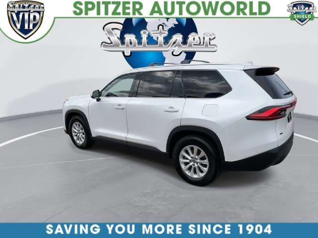 Used 2024 Beige Toyota XLE image 11