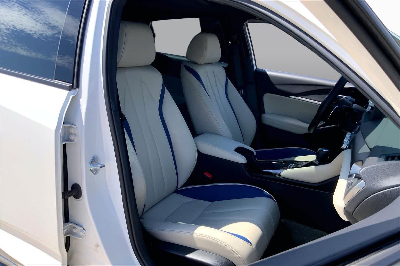 Used 2026 Platinum White Pearl Acura w/A-Spec Package image 9