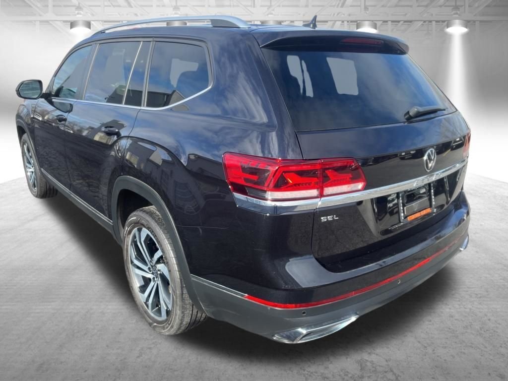 Used 2023 Black Volkswagen 2.0T SEL image 9