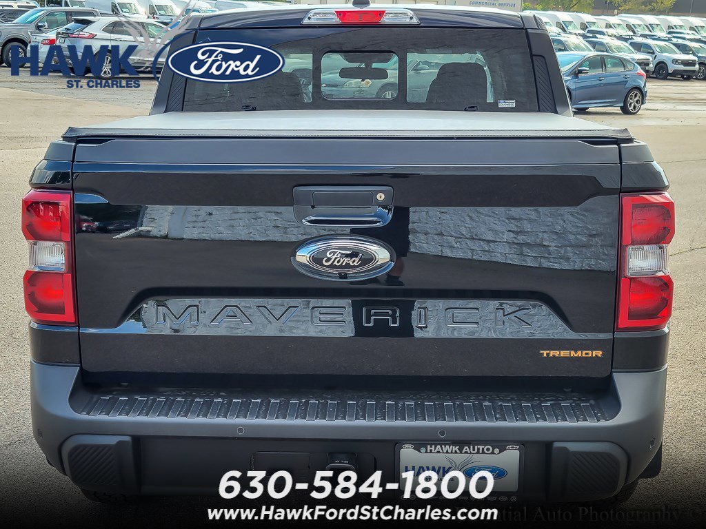 Used 2024 Shadow Black Ford LARIAT Advanced image 5