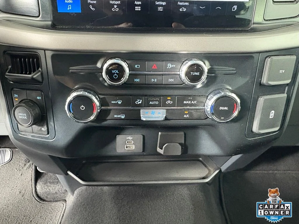 Used 2025 Oxford White Ford XLT image 23