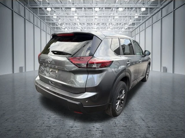 Used 2026 Gray Nissan SV image 2