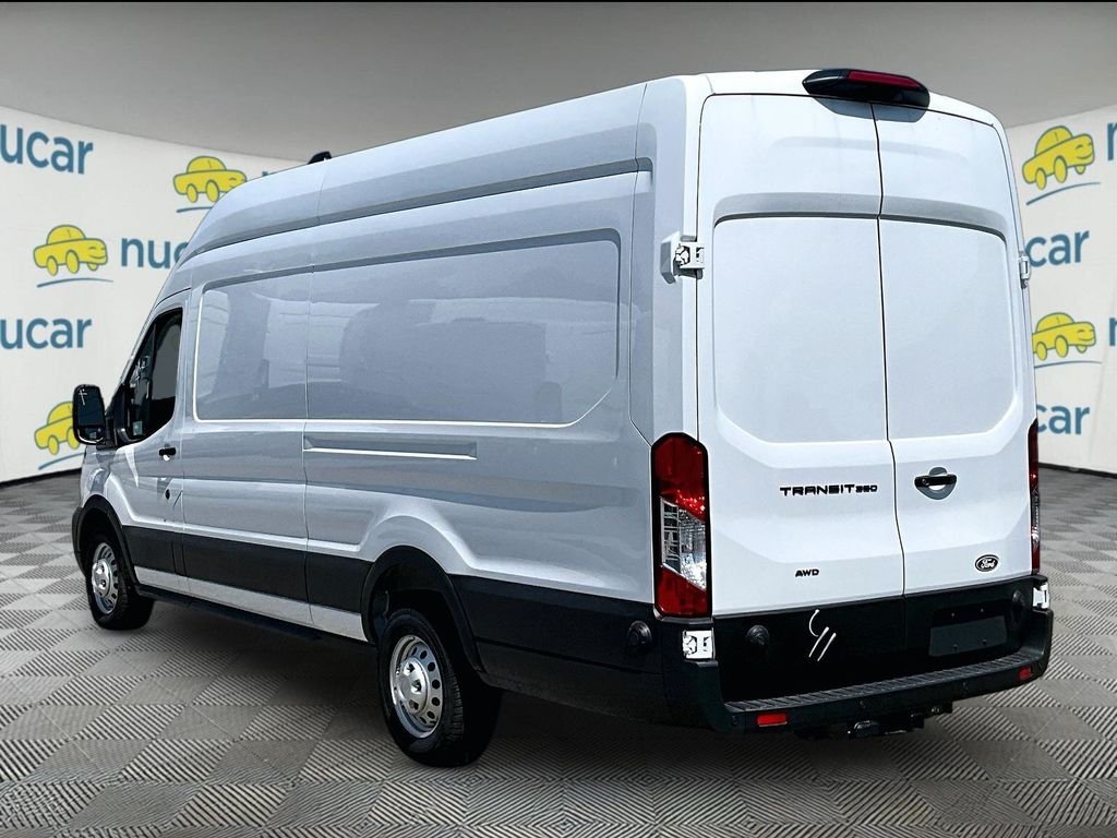 New 2026 Oxford White Ford Base image 5