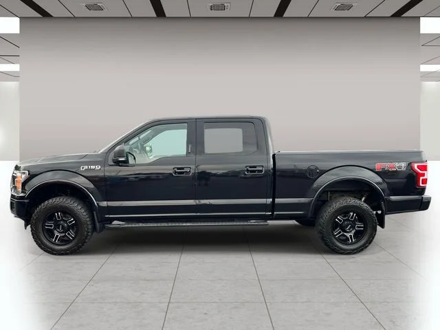 Used 2019 Black Ford XLT image 7