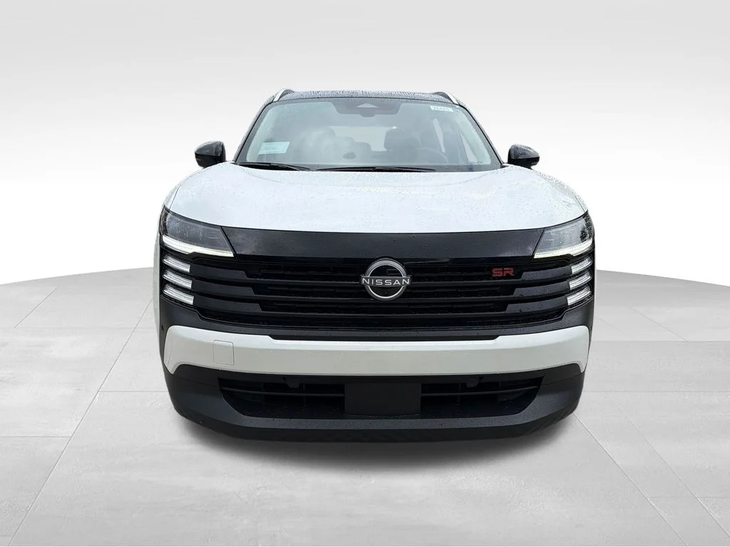 New 2026 Aspen White TriCoat / Super Black Two-tone Nissan SR image 2