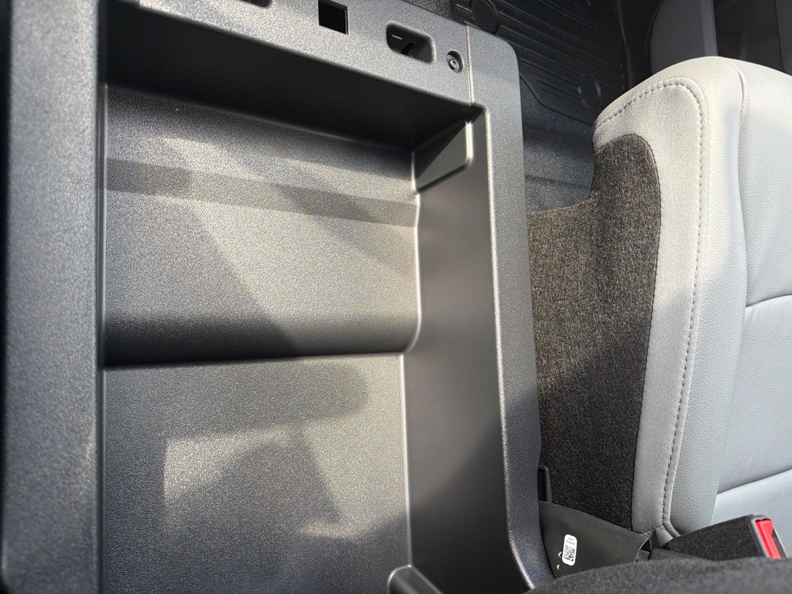 New 2026 Agate Black Metallic Ford F-550® XL image 19
