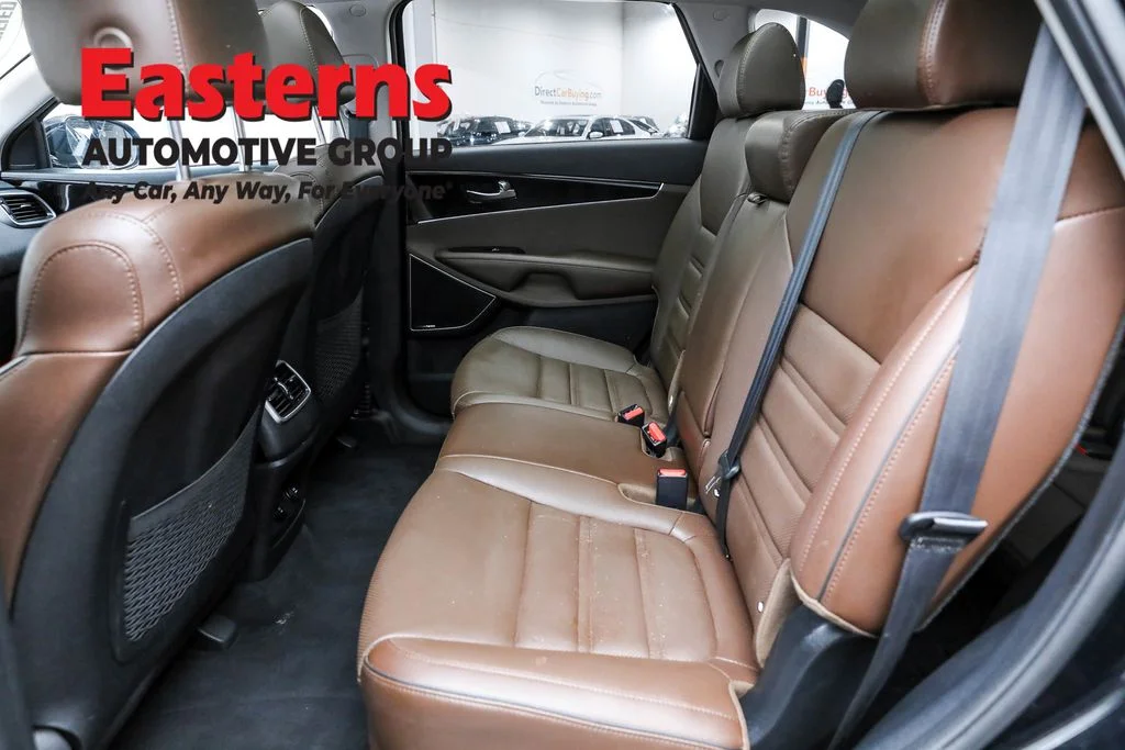 Used 2020 Black Kia SX image 22