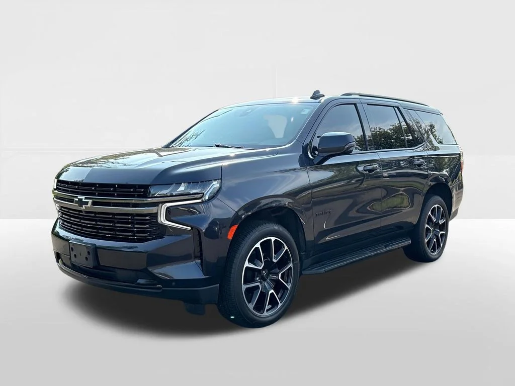 Used 2022  Chevrolet RST image 1