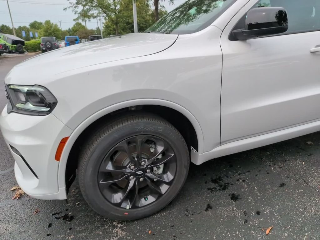 New 2026 White Knuckle Clear-Coat Exterior Paint Dodge GT image 11