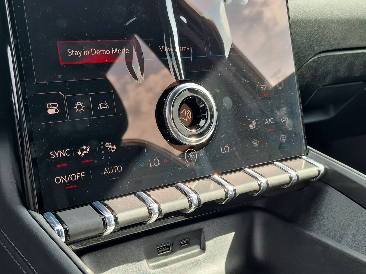 2027 GMC Terrain Elevation - Photo 11