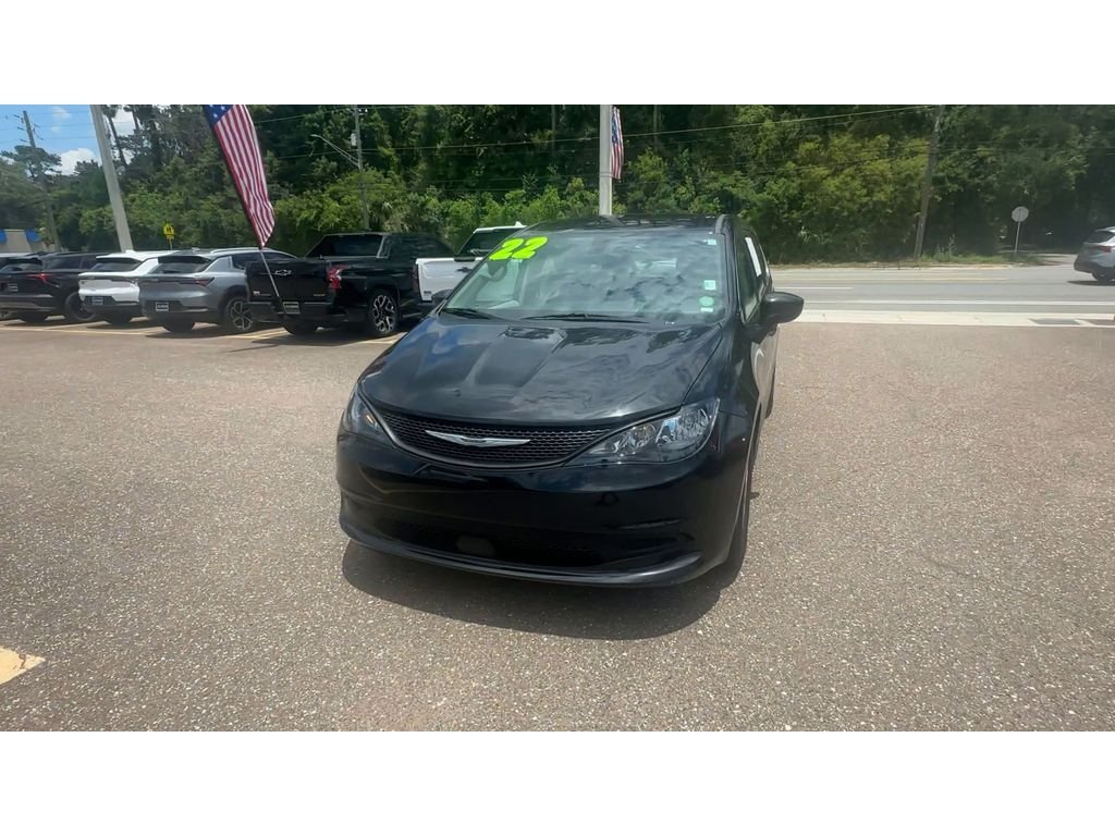 Used 2022 Black Chrysler LX image 7