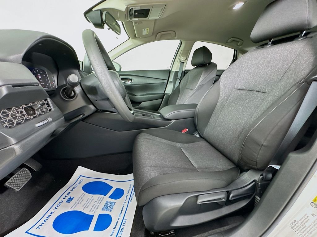 New 2026 Platinum White Pearl Honda LX image 29