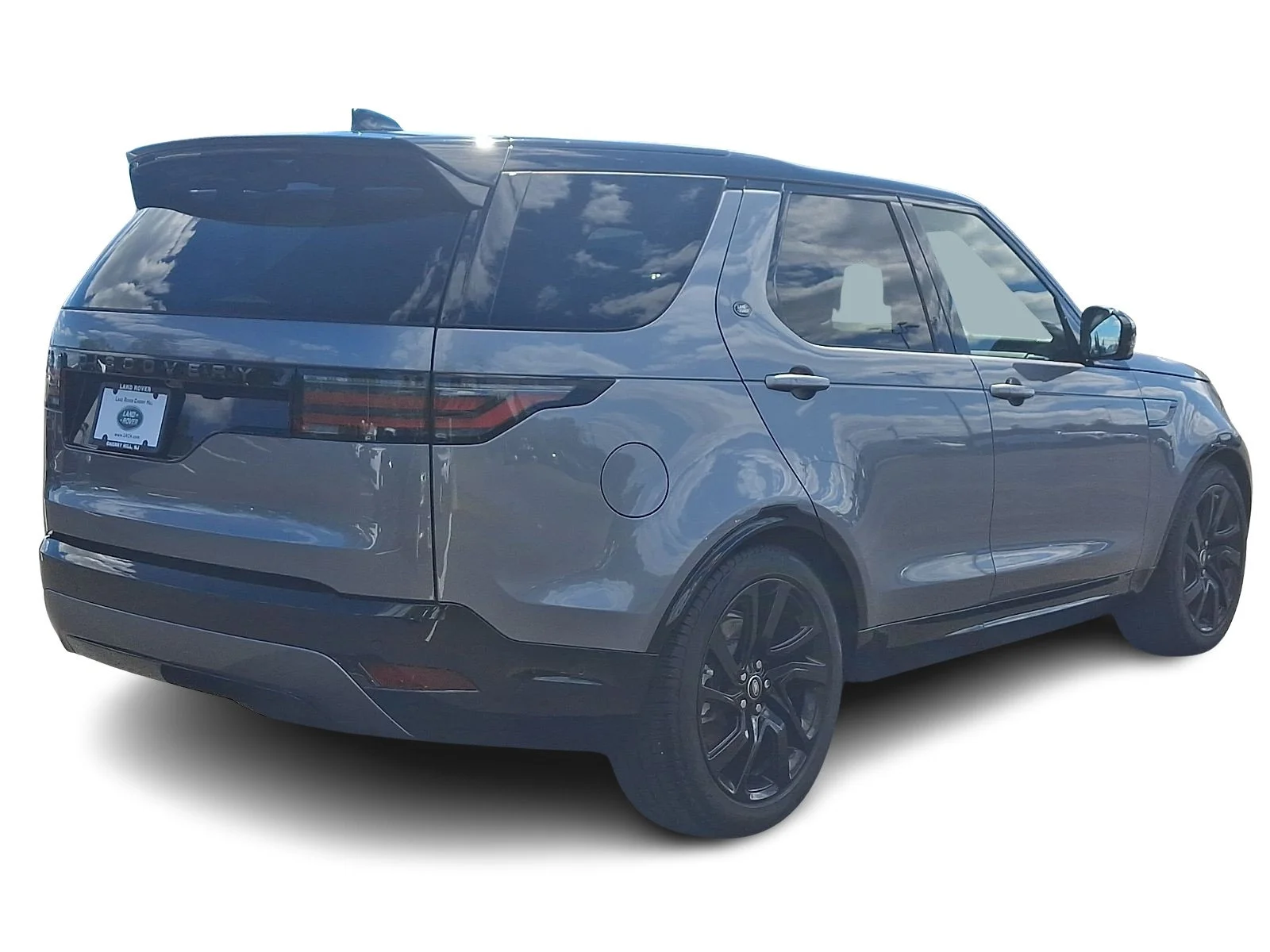 Used 2025 Gray Land Rover Dynamic SE image 5