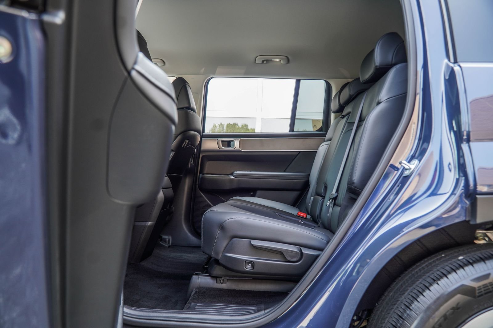 Used 2026 Blue Hyundai SEL image 35