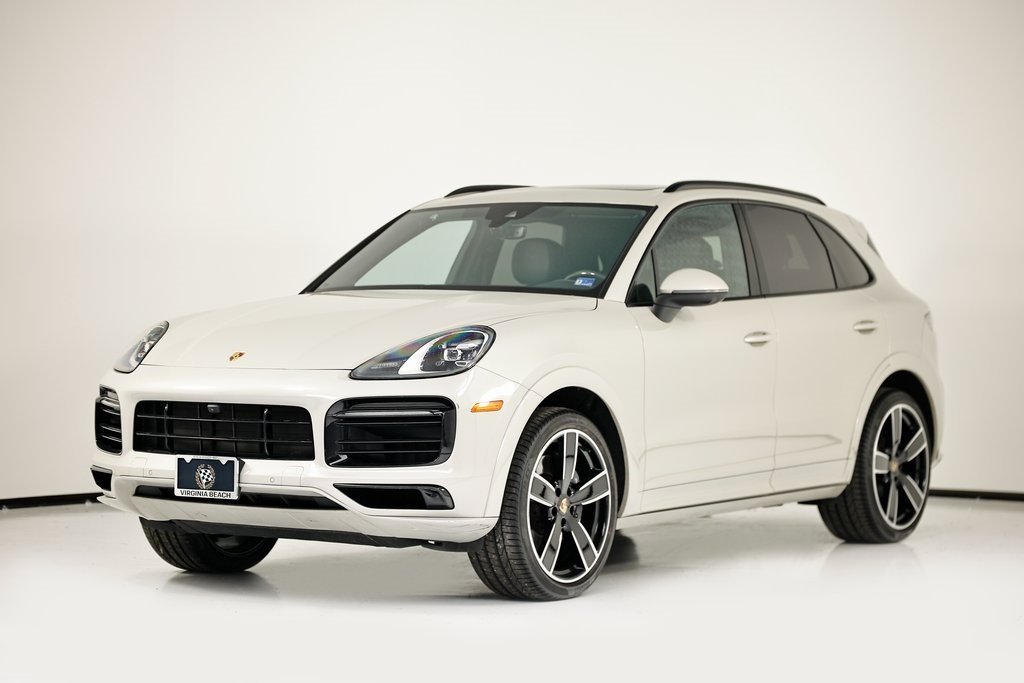 2023 Porsche Cayenne Base