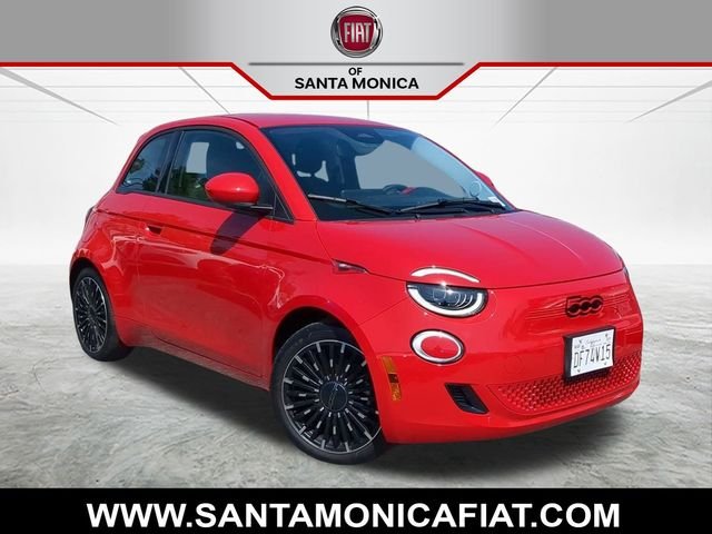 2024 FIAT 500e Base