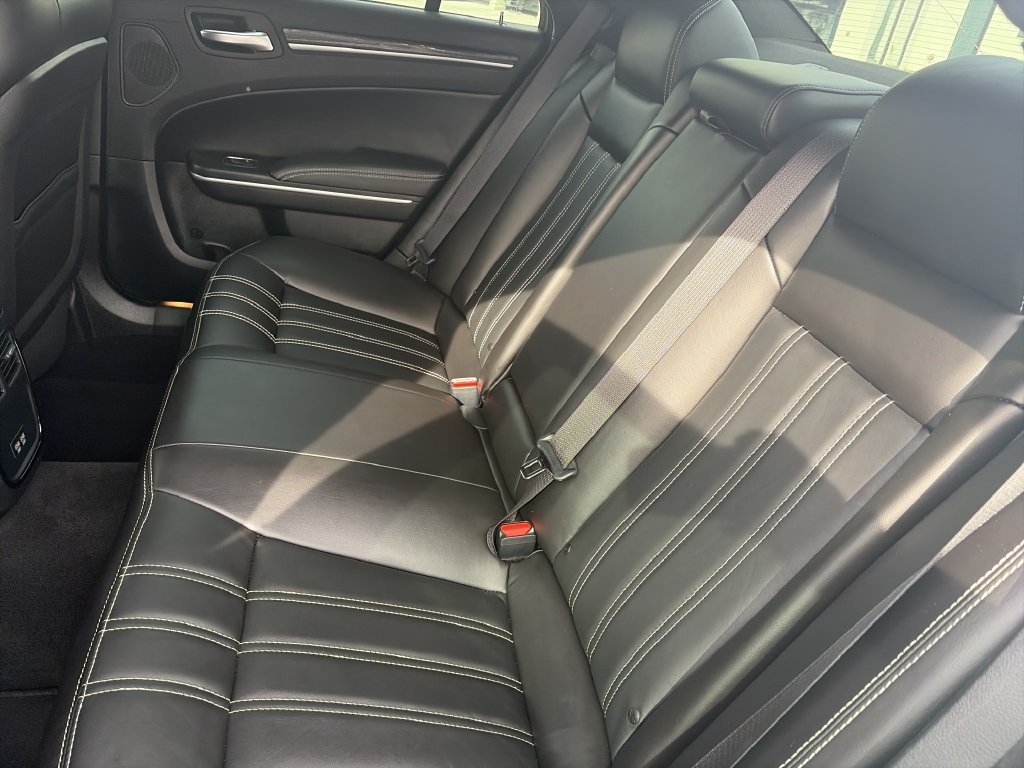 Used 2023 White Chrysler S image 28