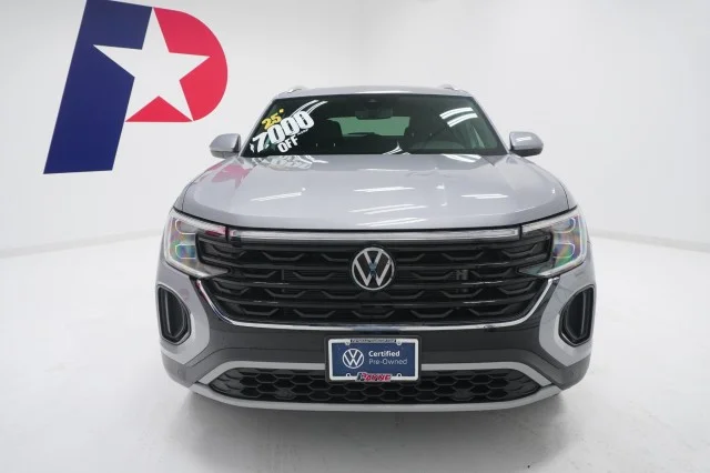 2025 Volkswagen Atlas Cross Sport SE w/Tech - Photo 2