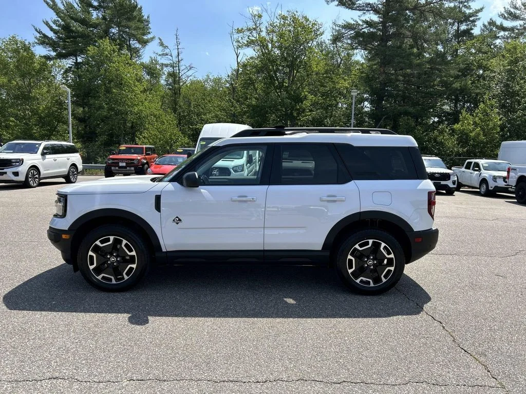 Used 2023 White Ford Outer Banks image 6