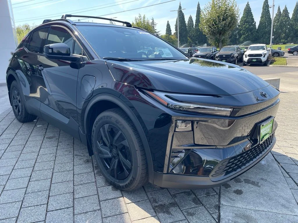 New 2026 Midnight Black Metallic Toyota SE image 7