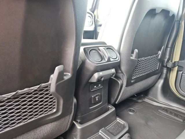 2025 Jeep Wrangler 4-Door Rubicon 392 Final Edition - Photo 28