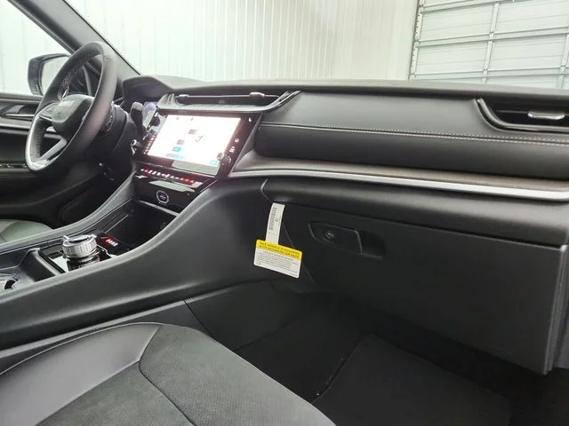 New 2026 Baltic Gray Metallic Clearcoat Jeep Altitude image 44