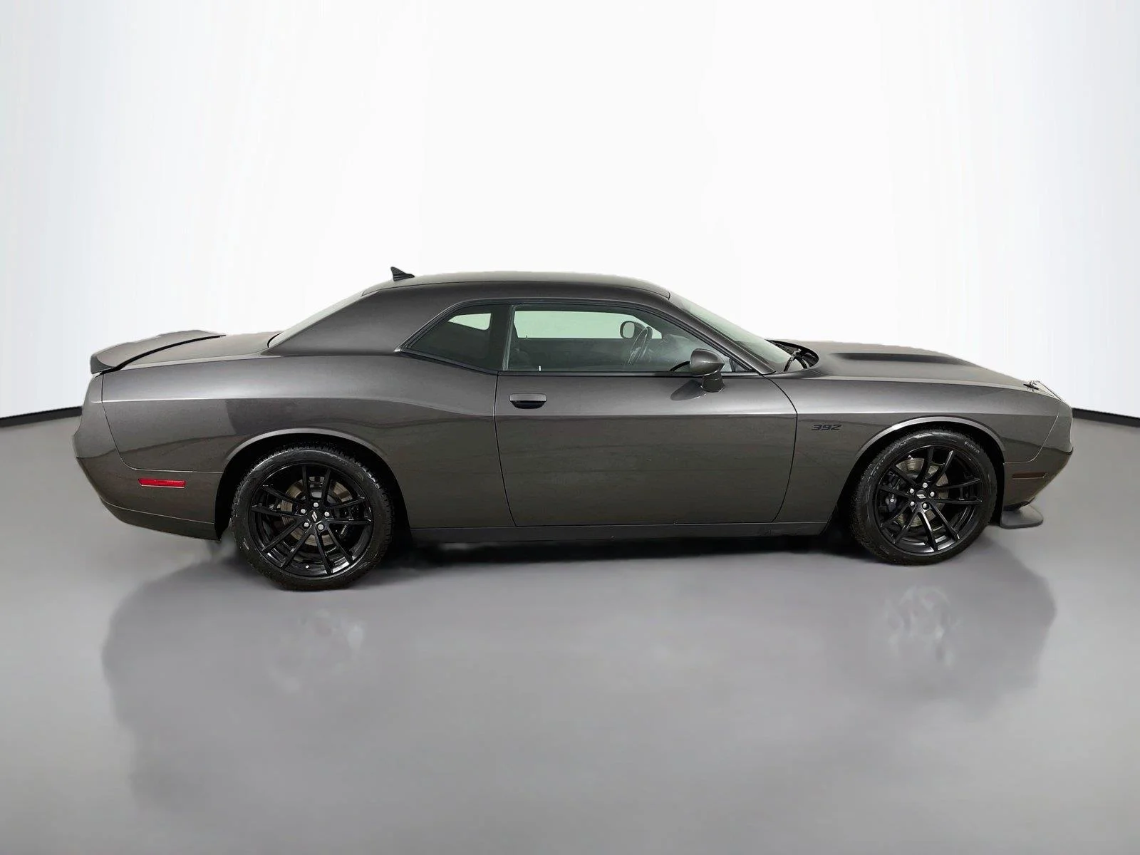 Used 2021 Granite Pearlcoat Dodge R/T Scat Pack image 17