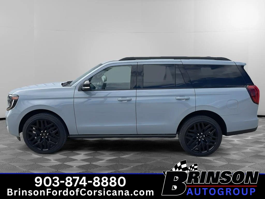 New 2027 Glacier Gray Metallic Tri-Coat Ford Platinum image 3