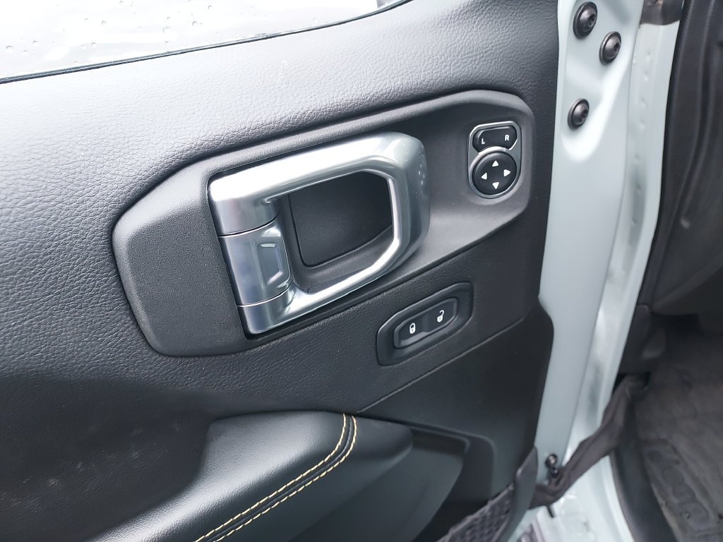 Used 2024 Gray Jeep Sahara 4xe image 11