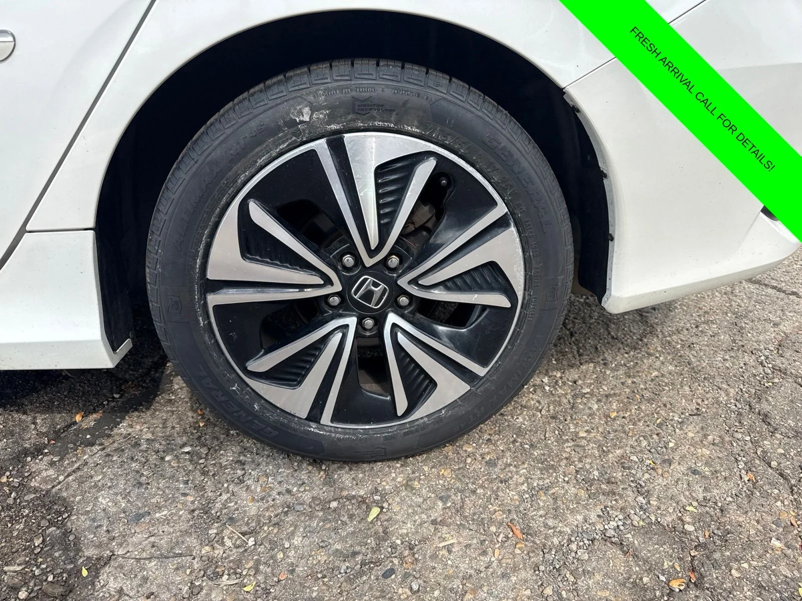 Used 2016 White Orchid Pearl Honda EX-L image 4