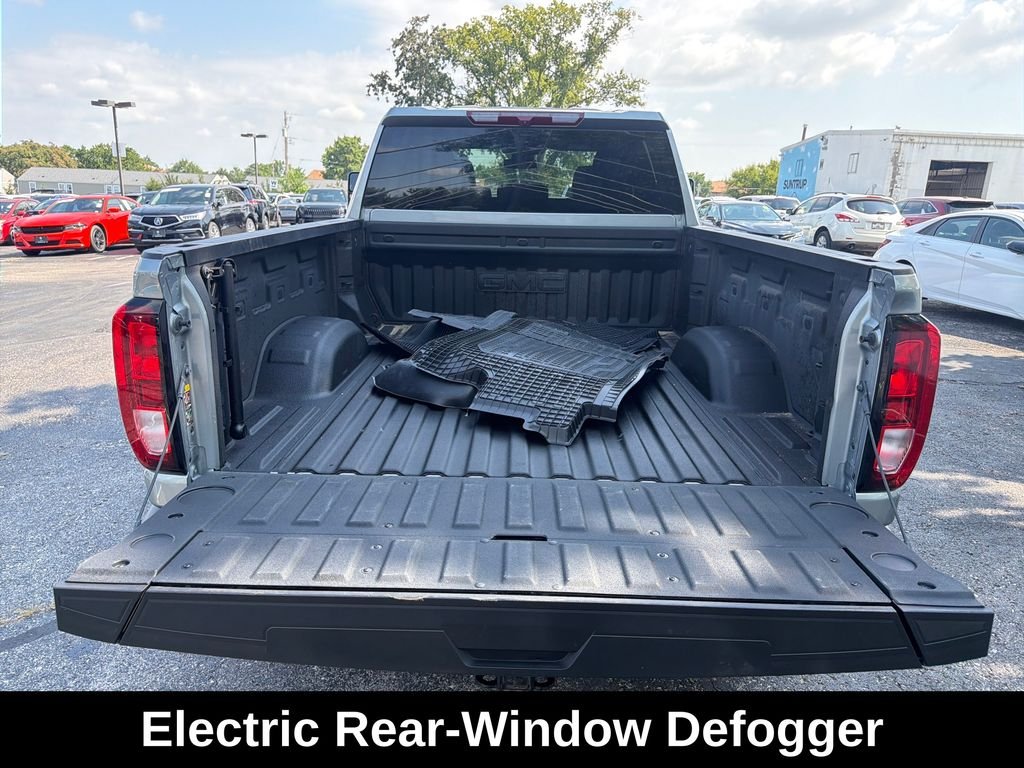 Used 2025 Silver GMC SLE image 29