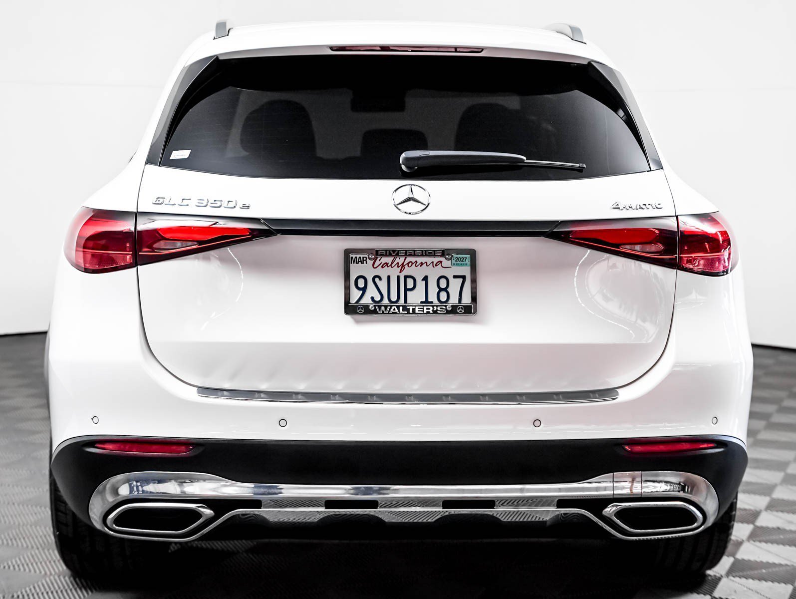 Certified Used 2025 Polar White Mercedes-Benz GLC 350e 4MATIC® SUV image 11