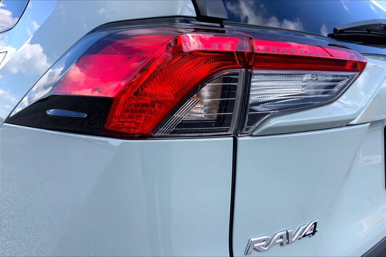 Used 2022 Lunar Rock Toyota XLE image 28
