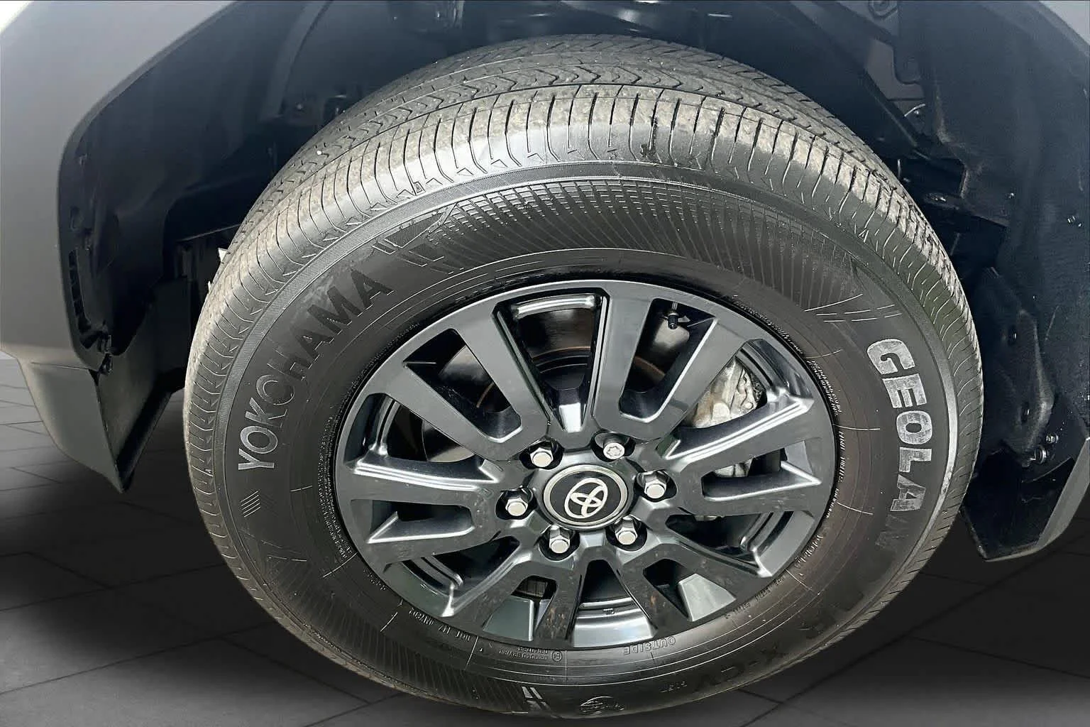 Used 2025 Ice Cap Toyota 1958 image 11