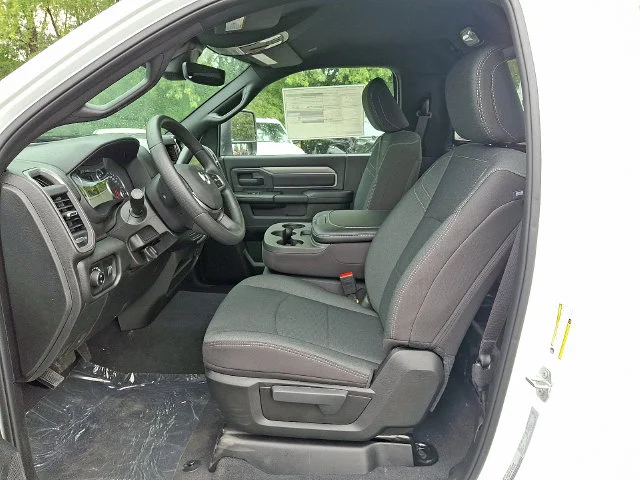 New 2026 Bright White Clear-Coat Exterior Paint RAM Tradesman image 13