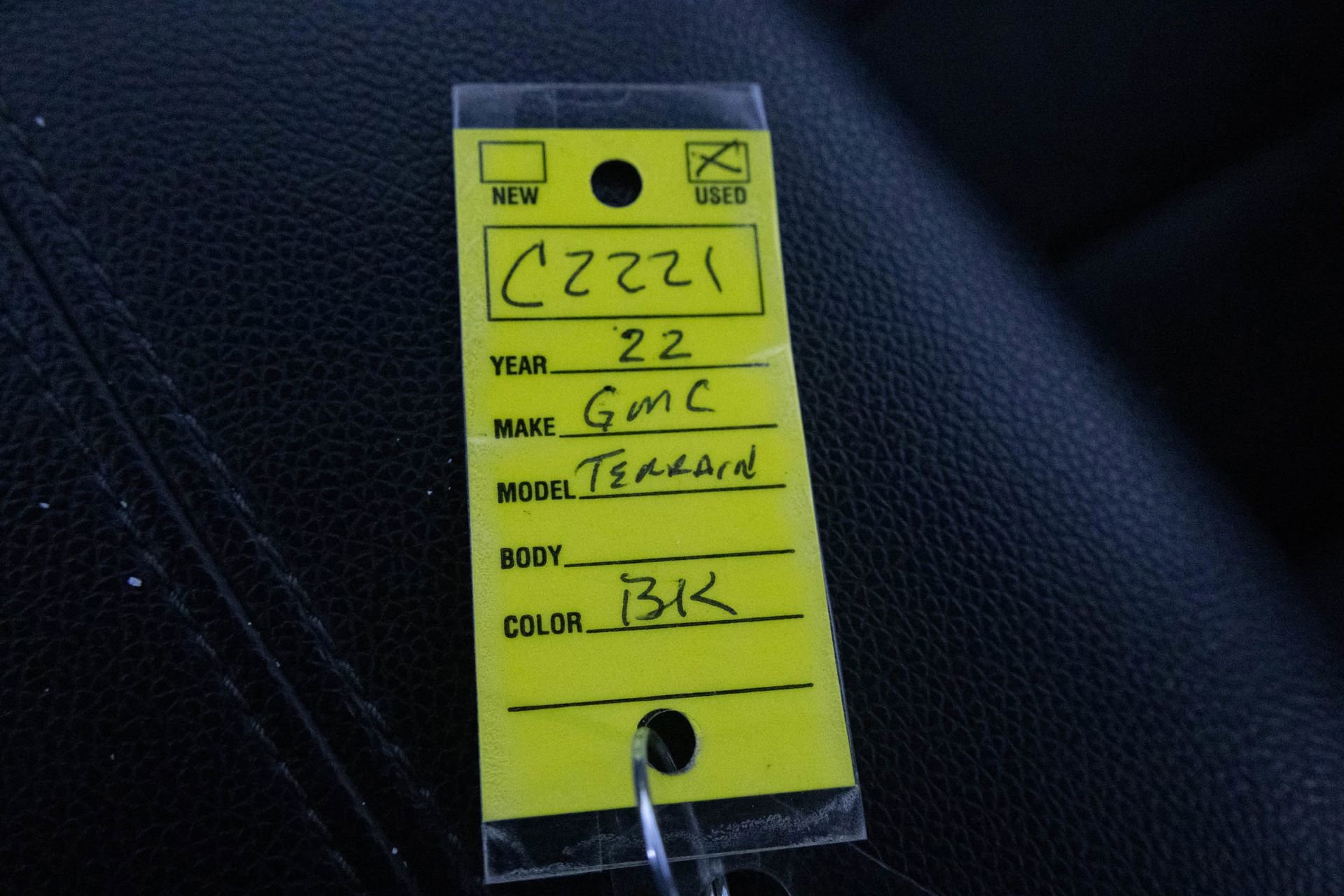 2022 GMC TERRAIN - Image 26