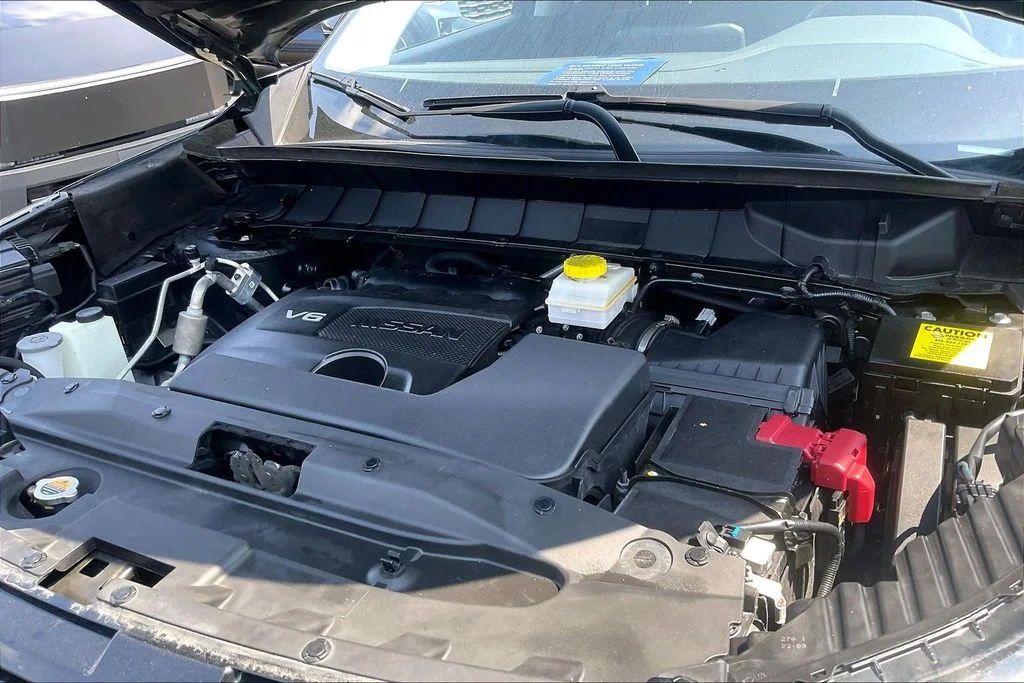 Used 2022 Black Nissan SV image 33
