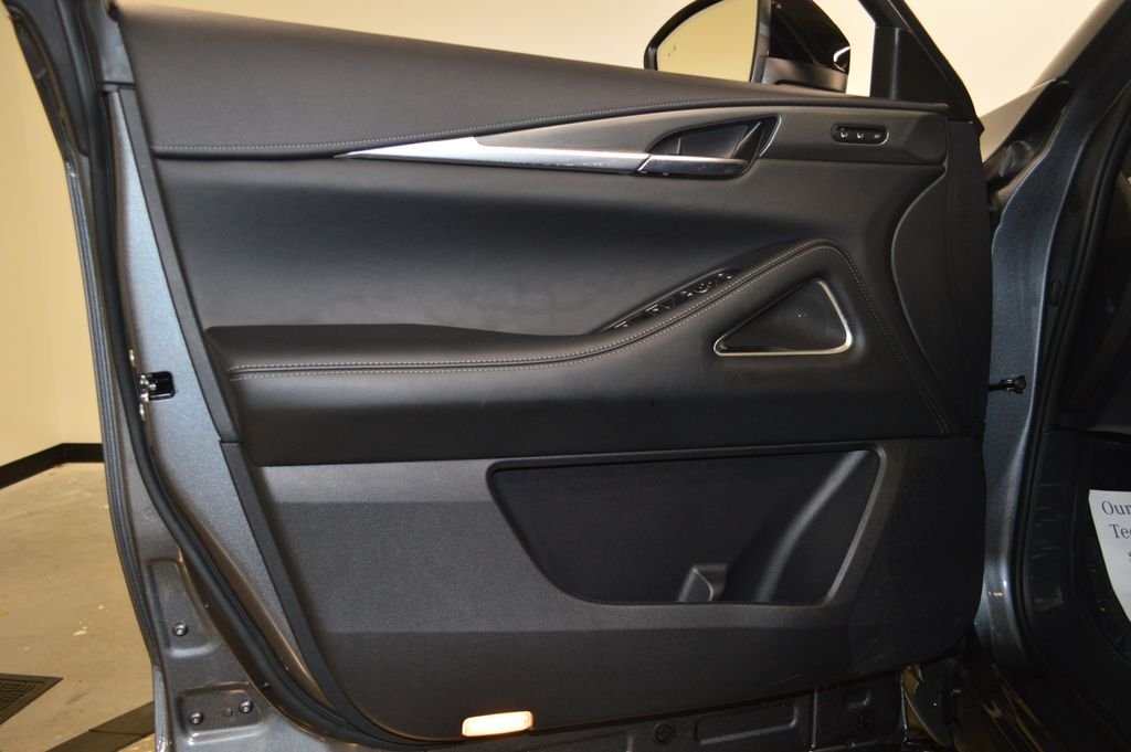 Used 2026 Graphite Shadow INFINITI LUXE image 17