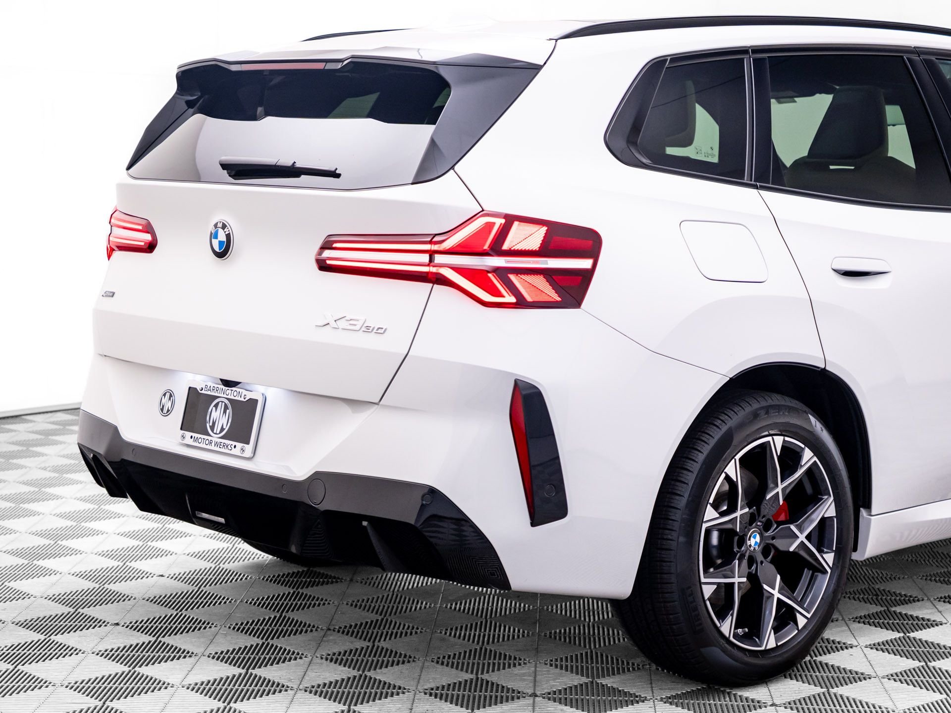 Certified Used 2026 Alpine White BMW 30 xDrive image 33