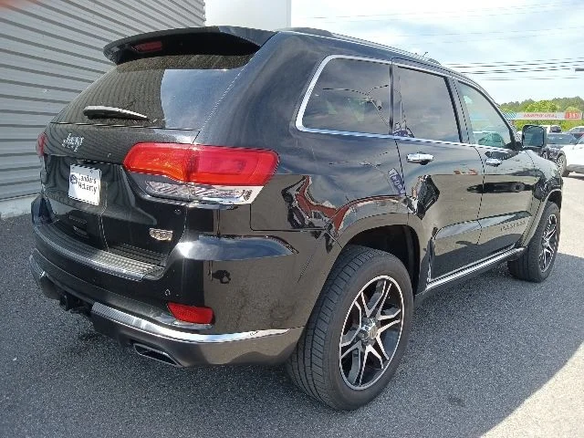 Used 2020 Black Jeep Summit image 3