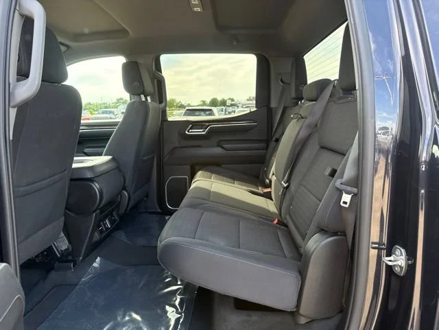 Used 2022 Titanium Rush Metallic GMC Elevation image 36
