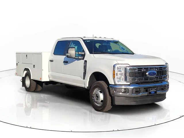 New 2026 Oxford White Ford XL image 3