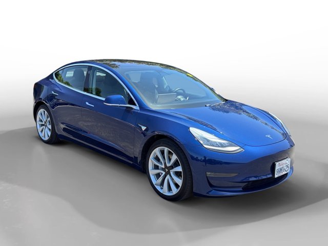 Used 2018 Deep Blue Metallic Tesla Long Range image 7